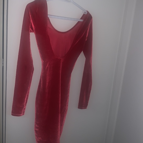 Red Velvet Low Back Dress American Apparel - Picture 3 of 4